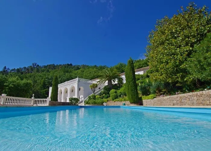 Appartement Proche Salles De Mariage Et Ceremonies 4 Personnes